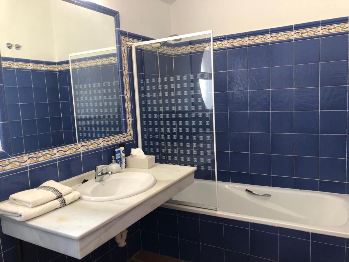 Charming 1 Bedroom Suite With Shared Kitchen Next To Puerto Banus 마르베야 외부 사진